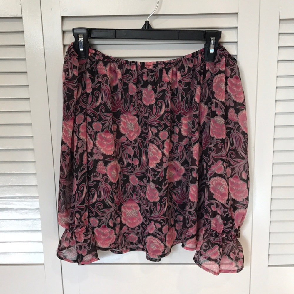 Off-Shoulder Floral Blouse